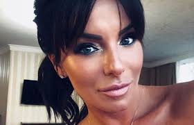 Совместного ребенка с официальным мужем у юлии пока нет. Eks Tatu Yuliya Volkova Vyshla Zamuzh Posle Borby S Rakom