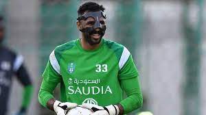 بزغ نجمه في موسم 2014/2015 بنادي الشباب السعودي بعد إصابة الحارس وليد عبد الله أمام نفط طهران في البطولة الآسيوية. Ø§Ù„Ø³ÙˆØ¯Ø§Ù† Ù†ÙŠÙˆØ² 365 ØªÙ‚Ø±ÙŠØ± Ù…Ø­Ù…Ø¯ Ø§Ù„Ø¹ÙˆÙŠØ³ Ø­Ø§Ø±Ø³ Ø§Ù„Ù†Ø§Ø¯ÙŠ Ø§Ù„Ø£Ù‡Ù„ÙŠ Ø§Ù„Ø³Ø¹ÙˆØ¯ÙŠ ÙŠÙ‚ØªØ±Ø¨ Ù…Ù† Ø§Ù„Ø±Ø­ÙŠÙ„ Ø¹Ù† Ø§Ù„ÙØ±ÙŠÙ‚