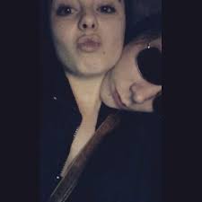 Alyssa Lawrence (@uhlyssa_l)