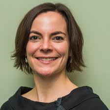 Genomic population structures of microbial pathogens