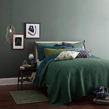 Layered Greens Create A Tranquil Contemplative Mood In This Cozy Bedroom Behrtrends2017 Green Bedroom Walls Bedroom Green Green Bedroom Paint