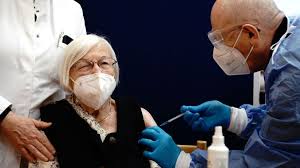 So wird in deutschland gegen corona geimpft. Warum Es Sinnvoll Ist 101 Jahrige Zuerst Gegen Corona Zu Impfen Rbb24