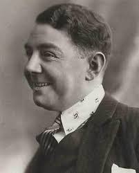 Robert Clermont's Instagram, Twitter & Facebook