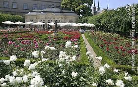 Wir starten auf dem campus botanischer garten der univerität hamburg im café insgrüne botanischer garten wieder mit einem kleinen aber feinen sortiment. Parks Garten Regnitzradweg