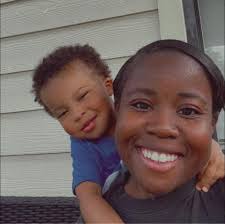 DEVELOPING 🚨A woman armed with a gun has created a traffic nightmare  during a standoff