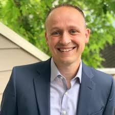 I am thrilled to announce I have started a new position as Corporate  Director of Sales with Twenty Four Seven Hotels.