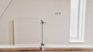 La puissance d'un radiateur à eau chaude, autrement dite sa capacité de chauffe, est mais ils sont lourds, et coûtent relativement chers. Difference Entre Radiateur Electrique Ou Eau Chaude