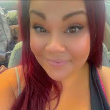 Hi, I am looking for a hairstylist for bridal hair and 2 moms