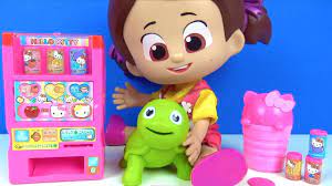 pepee ve niloya hello kitty oyuncak icecek makinasi aciyor niloya mete t hello kitty oyuncak icecekler
