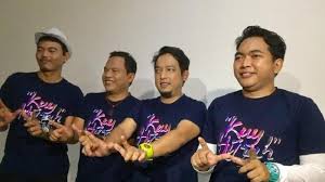 Didalamnya anda dapat menemukan koleksi dari lagu wali yang dapat dengarkan secara aplikasi ini berisi kumpulan koleksi lagu lagu wali band terpopuler, beberapa diantaranya ; Download Lagu Mp3 Wali Kuy Hijrah Lagu Religi Di Bulan Ramadhan Lengkap Dengan Liriknya Halaman All Tribunnews Bogor