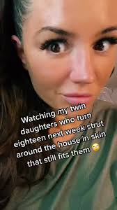 Kellie Jayne Bowers (@kelliejaynebowers)