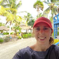 Who can replace boathouse stringers in Gravenhurst?