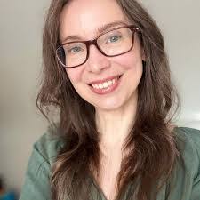 Joanne Deleo's Instagram, Twitter & Facebook