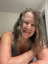 Ashley Albers's Instagram, Twitter & Facebook