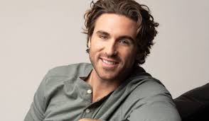 Young & Restless' Conner Floyd Is Engaged to Carly Friel