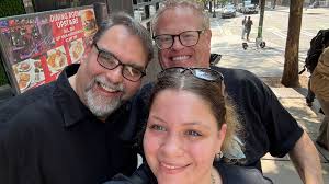 Day 2 in Atlanta to see the Mighty Metallica!! A little sightseeing first.  Had breakfast with my good friend Eric Layton. I love seeing Eric. Everyone  does. Then we went to the