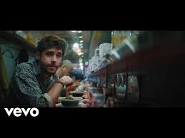 Una publicación compartida de alvaro soler (@alvarosolermusic) el 5 sep, 2018 a las 7:47 pdt. Loca Alvaro Soler Letra Versuri Lyrics
