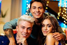 D a l'ultimo sorpasso e giuro sono da te, da te bm g intanto tienimi il mio posto. Benji Fede Il Nuovo Singolo Sara Sale Ft Shari Radio 105