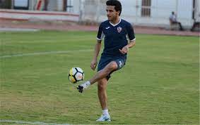 احرز مصطفي فتحي الهدف الثاني لسموحة في مباراة فريقه أمام بيراميدز، ضمن منافسات الدوري المصري الممتاز. Ø±Ø³Ù…ÙŠ Ø§ Ù…ØµØ·ÙÙ‰ ÙØªØ­ÙŠ ÙŠÙˆÙ‚Ø¹ Ø¹Ù‚ÙˆØ¯ Ø§Ù†ØªÙ‚Ø§Ù„Ù‡ Ø¥Ù„Ù‰ Ø³Ù…ÙˆØ­Ø© Ø¨Ø·ÙˆÙ„Ø§Øª
