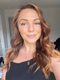 LAST MINUTE CANCELLATION FOR THIS SATURDAY MORNING!!! I'm a hairstylist at  CB hair saloon in Sandy run! If you'd like to snag this last minute  appointment let me know! You will receive