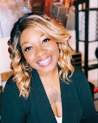 Lashon Lee's Instagram, Twitter & Facebook