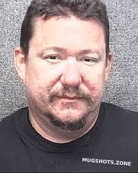 Ryan Spraggins's Instagram, Twitter & Facebook