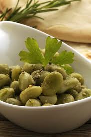 Salade De Feves Fraiches A La Menthe Salade De Feves Recette Feves Fraiches Recette Feves