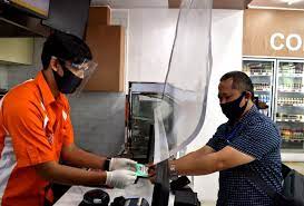 Artikel ini akan mengulas 6 cara melamar kerja yang bikin hrd terkesan. Foto Menikmati Beragam Fasilitas Bright Store Pertamina I Idn Times Jabar