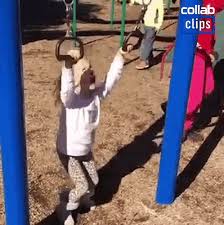 Ver más ideas sobre gracioso, imágenes graciosas, gracioso gif. Faceplant Little Girl Falls Flat On The Ground Gif Faceplant Littlegirlfallsflatontheground Backwardrollfail Discover Share Gifs