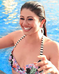 Pooja Batra Bikini Images | Bollywood Actress Pooja Batra in Bikini Soars  The Heat - Celebsea