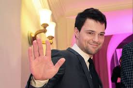 Ниже вы можете посмотреть фото данилы козловского. Danila Kozlovskij Pokazal Foto S Novorozhdennoj Docheryu Mk