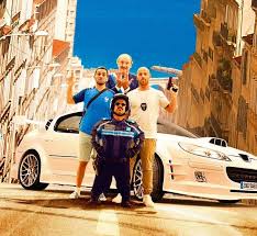 Desi nu erau cele mai potrivite persoane pentru aceasta slujba, matt si wilbur devin politisti. Pin Pa Filme Movies