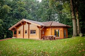 Somos una empresa especializada en el desarrollo de arquitectura modular sostenible. 127 52 Qm Blockhaus Herzog Nordic Haus Blockhaus Okologisch Folienfrei Atmungsaktiv
