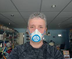 Pentru a veni în întâmpinarea nevoilor actuale ale clienților, magazinul  Sticky și 3DVisionRomania, folosind tehnologia de imprimare 3D, au început  producția de măști cu filtru interschimbabil. Ne vedem la magazin! 🙂