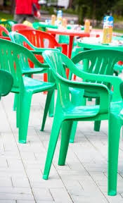 What Will Take Mildew Off Of Outdoor Cushions On Lawn Furniture Patio Furniture Makeover Plastic Patio Furniture Resin Patio Furniture