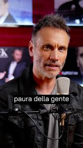 All’inizio della mia carriera ero molto introverso…più di quanto si possa  immaginare. Questo mio atteggiamento è stato spesso frainteso…, Guarda il  secondo episodio di #NekHitsLaStoria sul mio canale ...