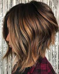 En plus d'être maniable et facile à porter, ses cheveux châtain clair brillants et. Meche Miel Nos Idees De Coiffure Femme Avec Les Nuances Les Plus Tendance Cette Saison