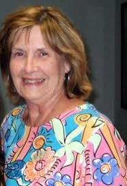 Sarah Knox's Instagram, Twitter & Facebook