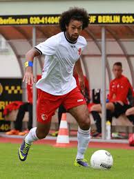 Jules schwadorf of wiesbaden challenges la vere corbin ong of fsv. Dante La Vere Corbin Ong Am Ball Football Corbin Running