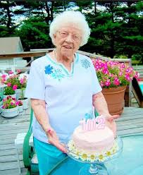 📷I'M GETTING BORED NOW, FOR SOMEONE WHO'S PROFILE SHOWS THEM WITH A  BIRTHDAY CAKE FOR 102 YEARS OLD, THEY'RE PRETTY COMPUTER LITERATE. Darrell  Chitty Is this still available? 21:04 Hi Darrell, I'm