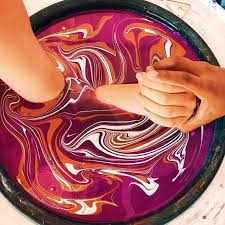 Body marbling picked up a lot of steam in the circuit and people are still talking, with good reason. How To Do Body Marbling At Home