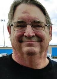 Robert Niedermeyer's Instagram, Twitter & Facebook