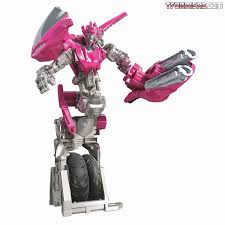 Inspired by her g1 design, arcee would be a deluxe class figure that would transform into a cybertronian car or a motorbike (due to the back of her legs having wheels on them). Official Details And Hi Res Images New Studio Series Bumblebee Hot Rod Soundwave Arcee Chormia Elita 1
