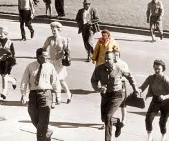 The story starts in march 1965 when breton photographer robert le serrec claimed, in australia's everyone magazine, that he had obtained excellent, genuine photos of a real sea serpent. 9 Most Mysterious Pictures Of All Time Without A Solution