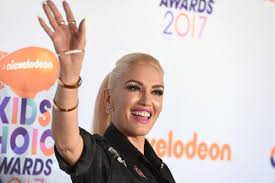 Stefani gwen renee, akon lyrics powered by www.musixmatch.com. Gwen Stefani S Best Solo Song Hollaback Girl Or The Sweet Escape The Tylt