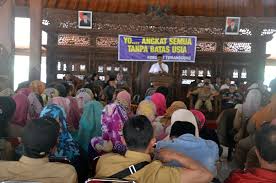 Berdasarkan informasi yang dihumpun radar sukabumi. Guru Honorer Temanggung Ancam Mogok Mengajar Sebulan Teras Id