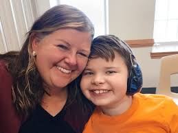 So Grass roots we say..... lets explain here🤘🏻 You're in a dark place  with no light! You're in a position that you don't quite understand and you  feel pressured 😳 AIM Autism