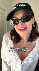 Lets get dressed as Mr Darcy!! Styling vintage Akira Isogawa and @Levi’s  (of course with my Beare Park hat!) #fashion #outfitideas #australianfashion