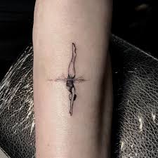 Kadikoy Body Art Minimal Dovme Swimming Tattoo Tattoo Dovme Piercing