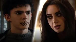 Tajemnica rozwiązana! Wiemy kogo gra Joe Locke w To zawsze Agatha! A kogo  gra Aubrey Plaza?